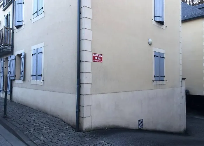 Avec Deux Chambres. Apartment