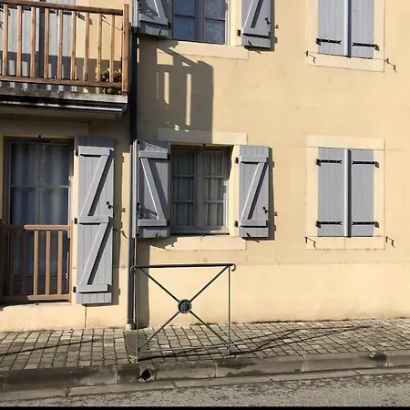 Lejlighed Avec Deux Chambres. *